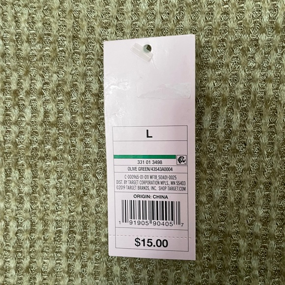 Comfy Target long sleeve! Such a comfy material:) Super cute with leggings! - Picture 2 of 4